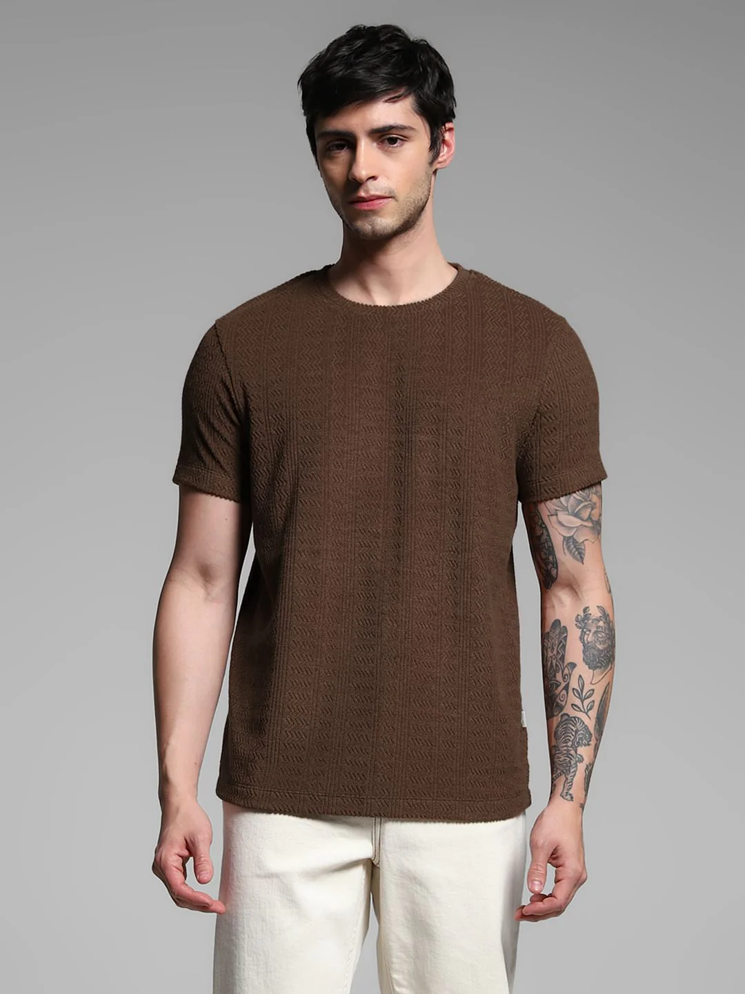 Brown Jacquard Crew NECK t-shirt - Image 2
