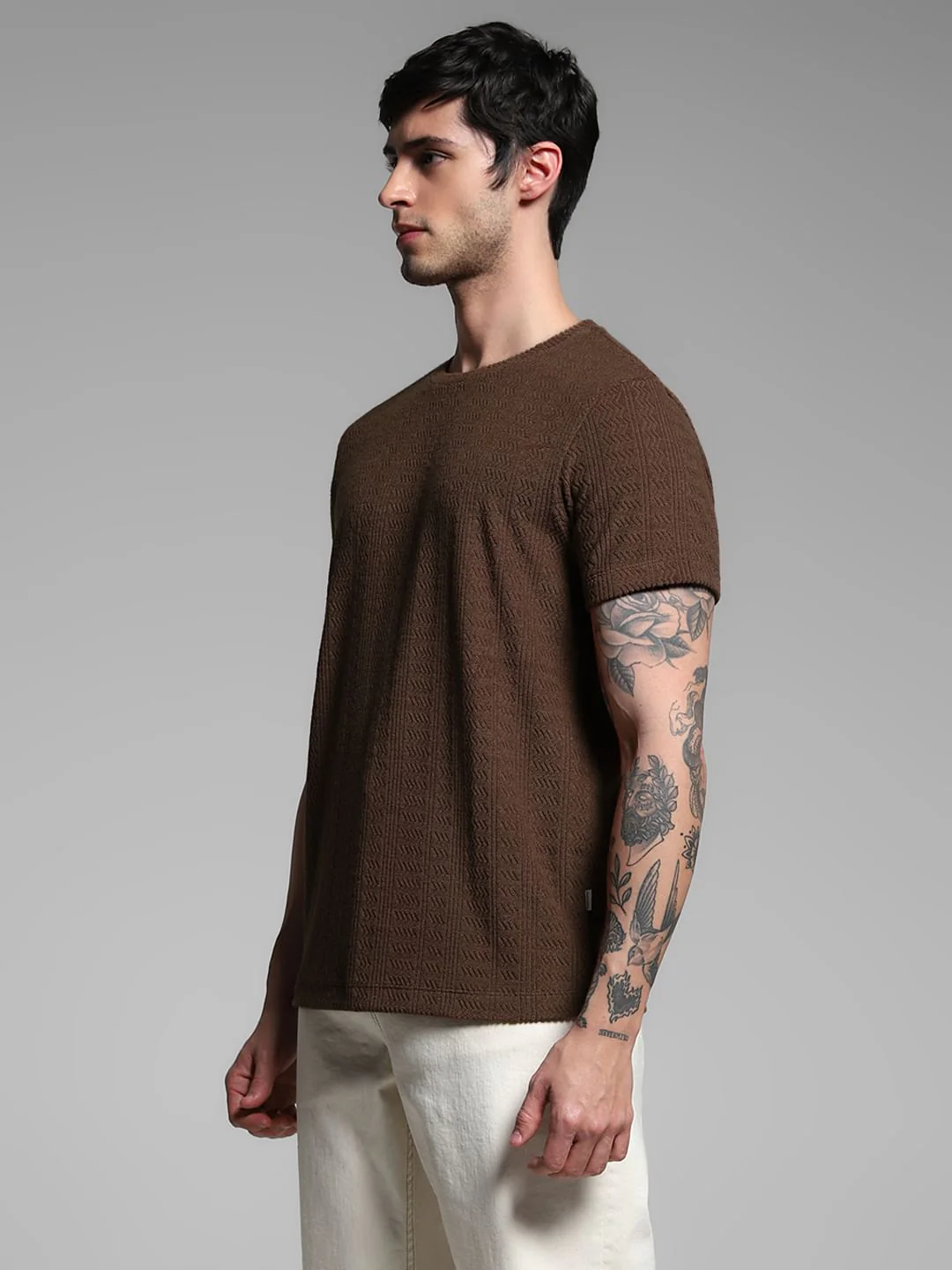 Brown Jacquard Crew NECK t-shirt - Image 3