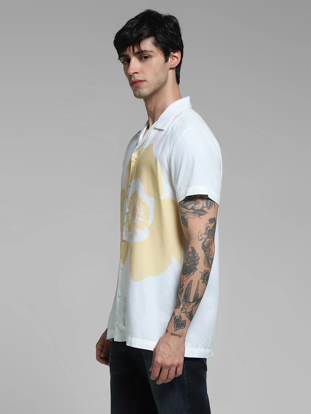 White Printed Comfort Fit Shirt - Image 3