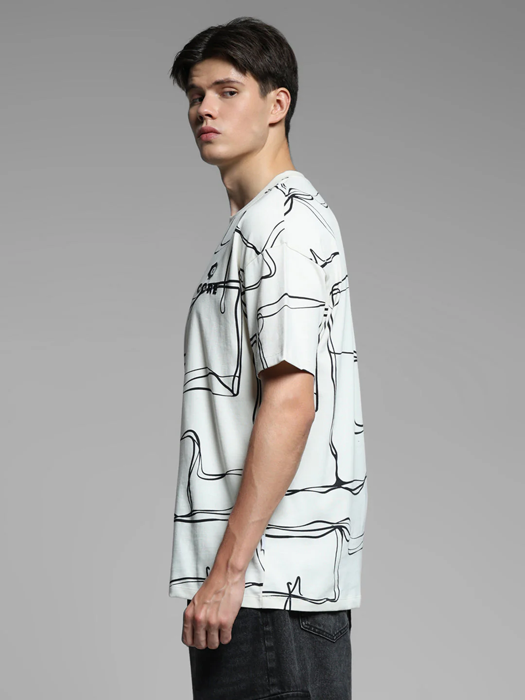 White Printed Oversized T-shirt - Image 3