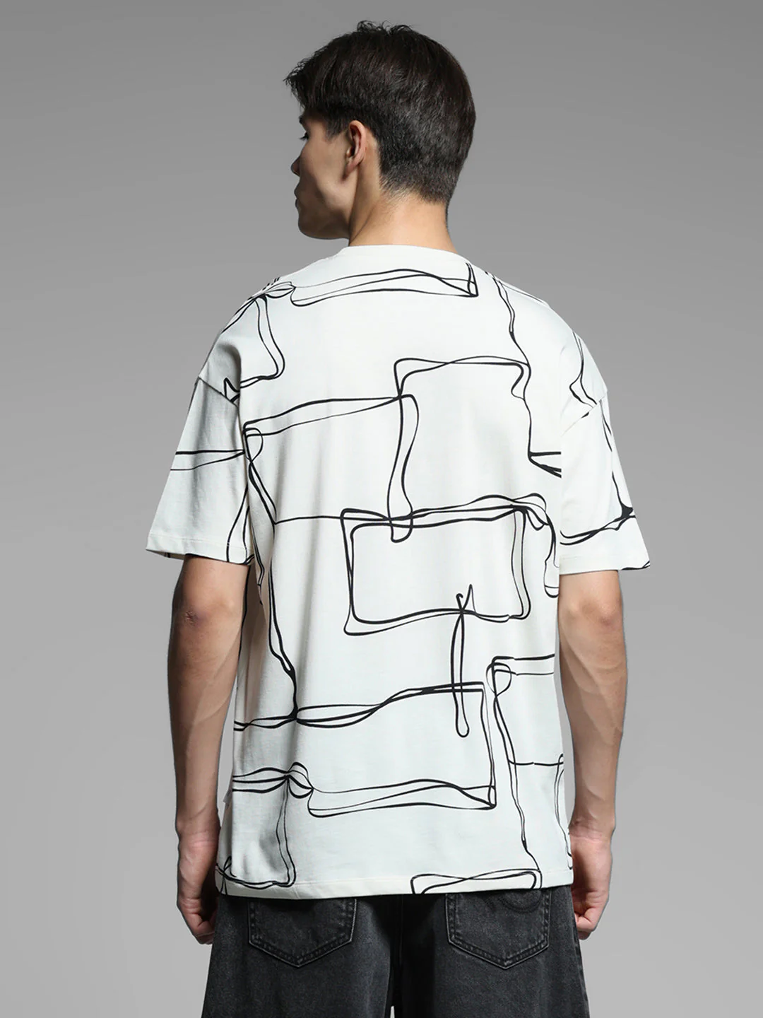 White Printed Oversized T-shirt - Image 4