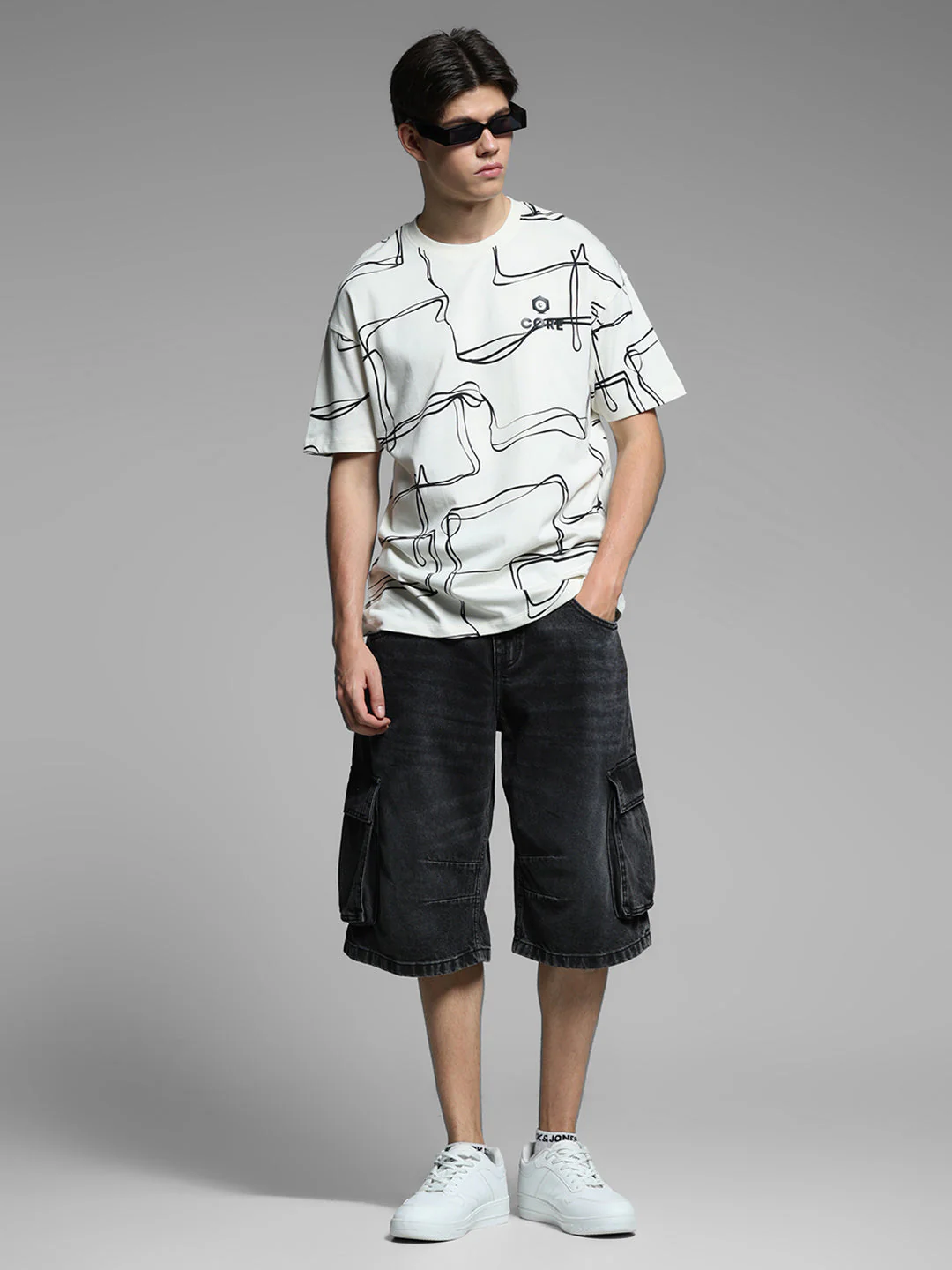 White Printed Oversized T-shirt - Image 6