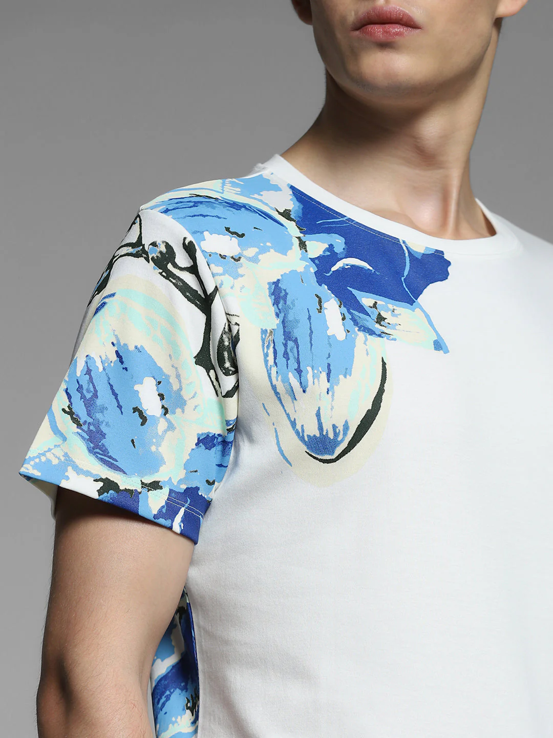 White Floral Cotton T-shirt - Image 5