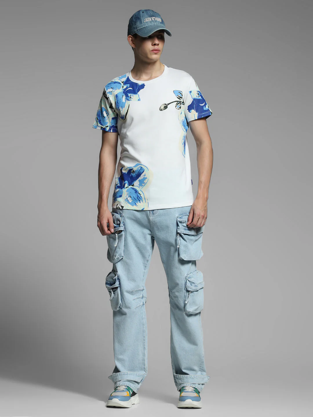 White Floral Cotton T-shirt - Image 6