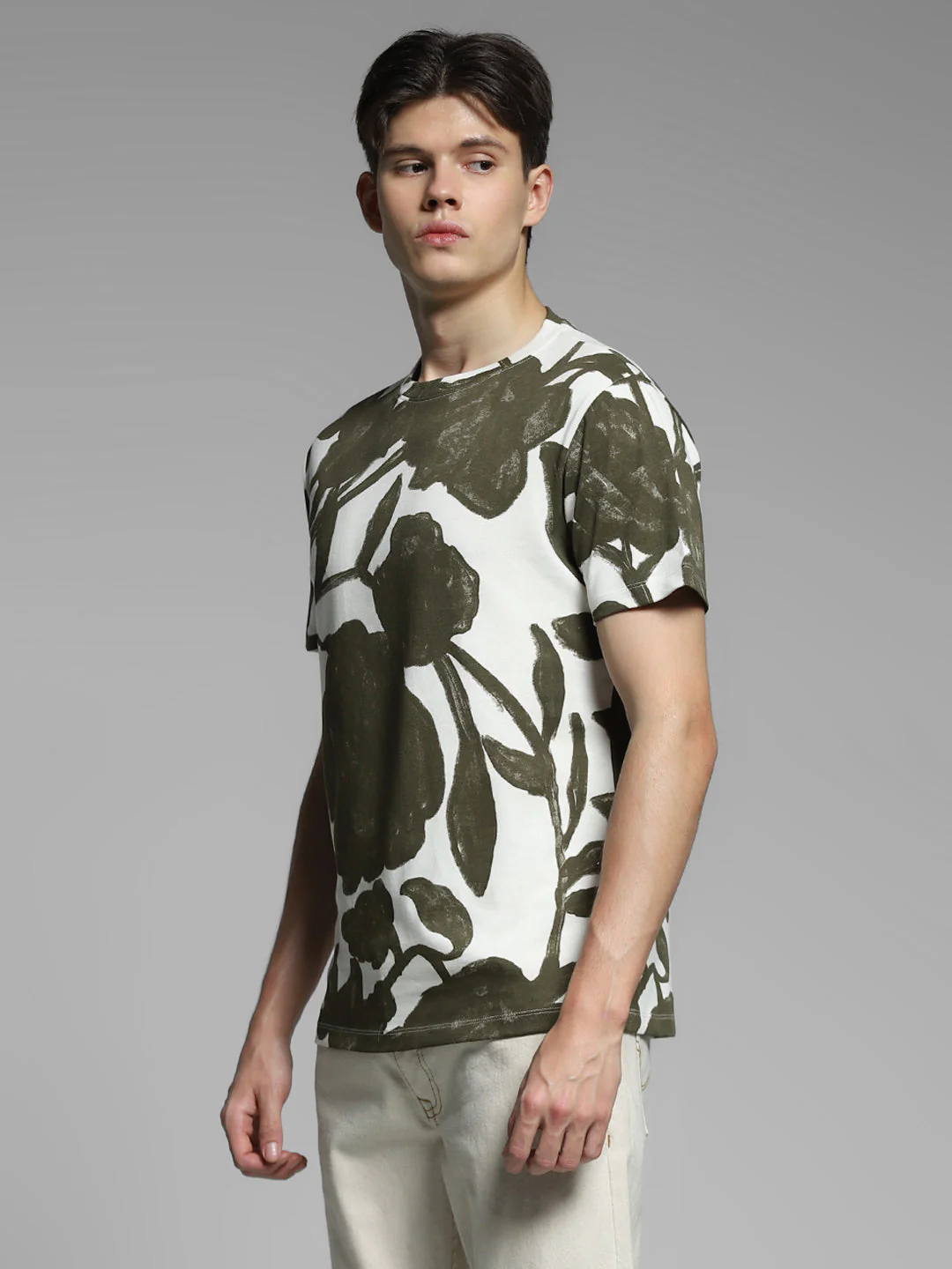 White & Green Printed Cotton T-shirt - Image 3