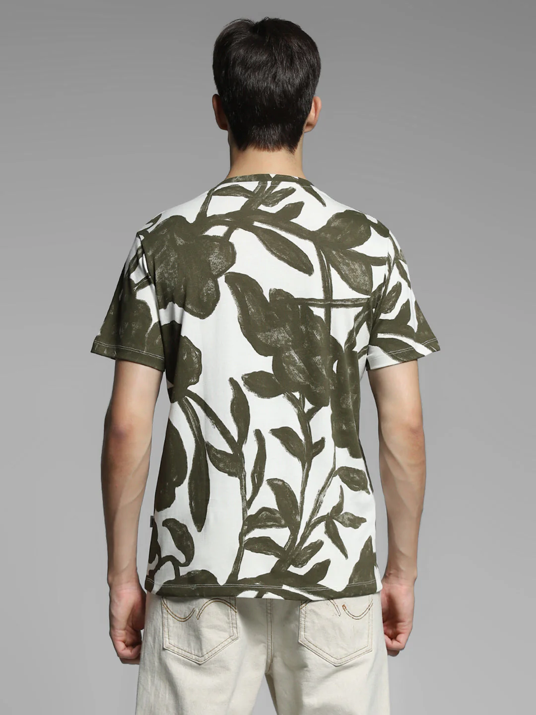 White & Green Printed Cotton T-shirt - Image 9