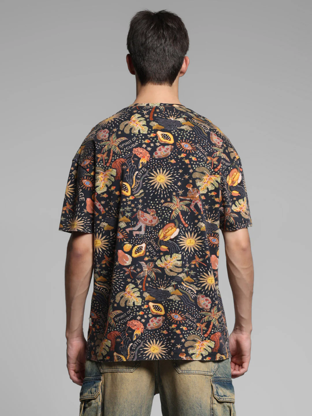 Multi-Colour Printed T-shirt - Image 9
