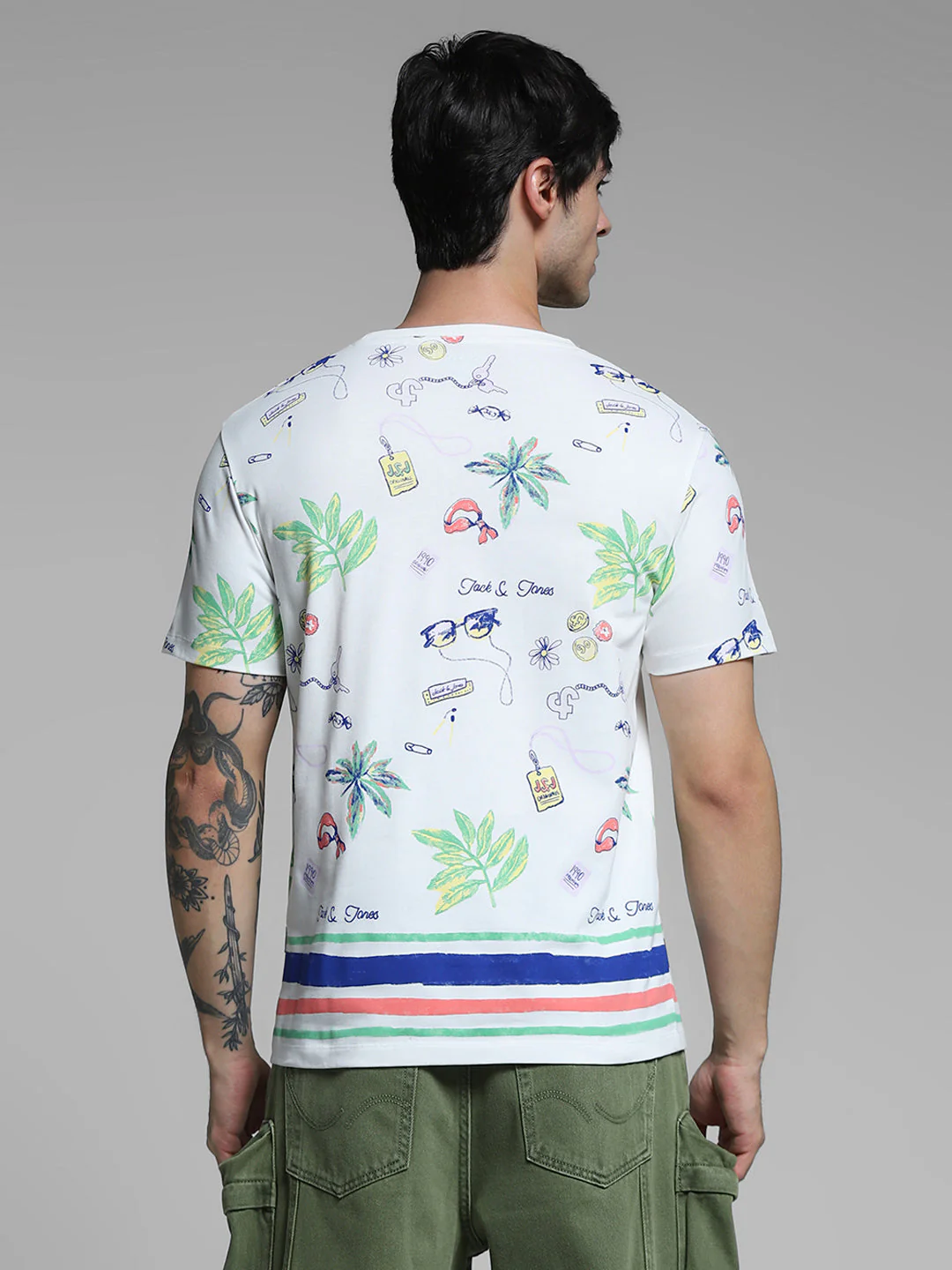 White Printed Crew Neck T-shirt - Image 4