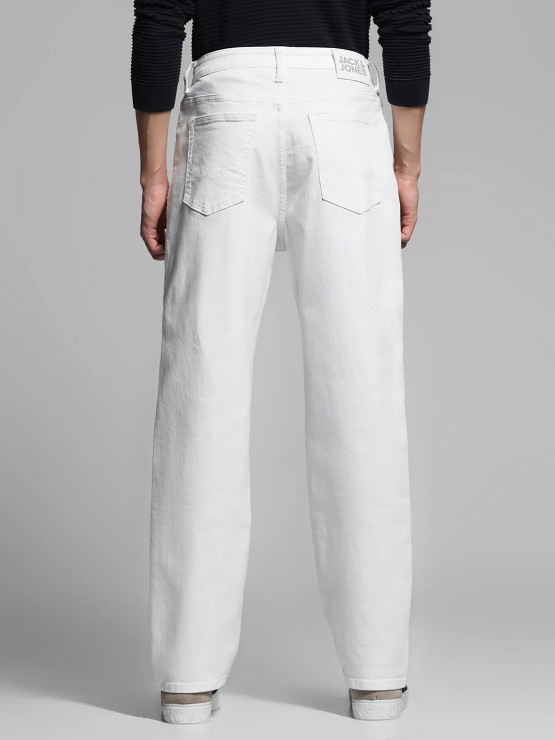 High Rise Dario Loose Fit Jeans - White - Image 9