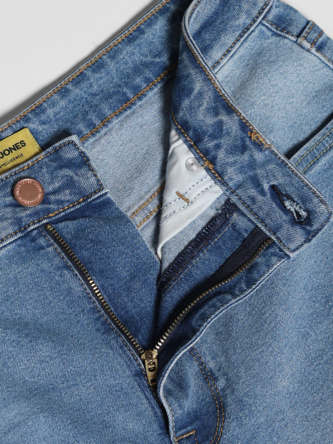 Light Blue Dario Loose Fit Jeans - Image 5