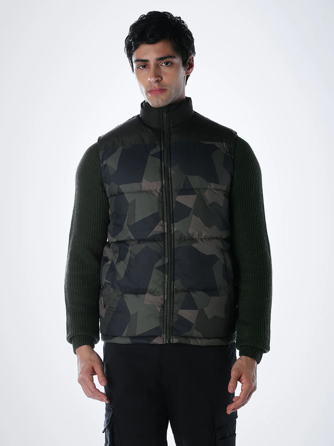 Sleeveless Puffer Vest - Image 3