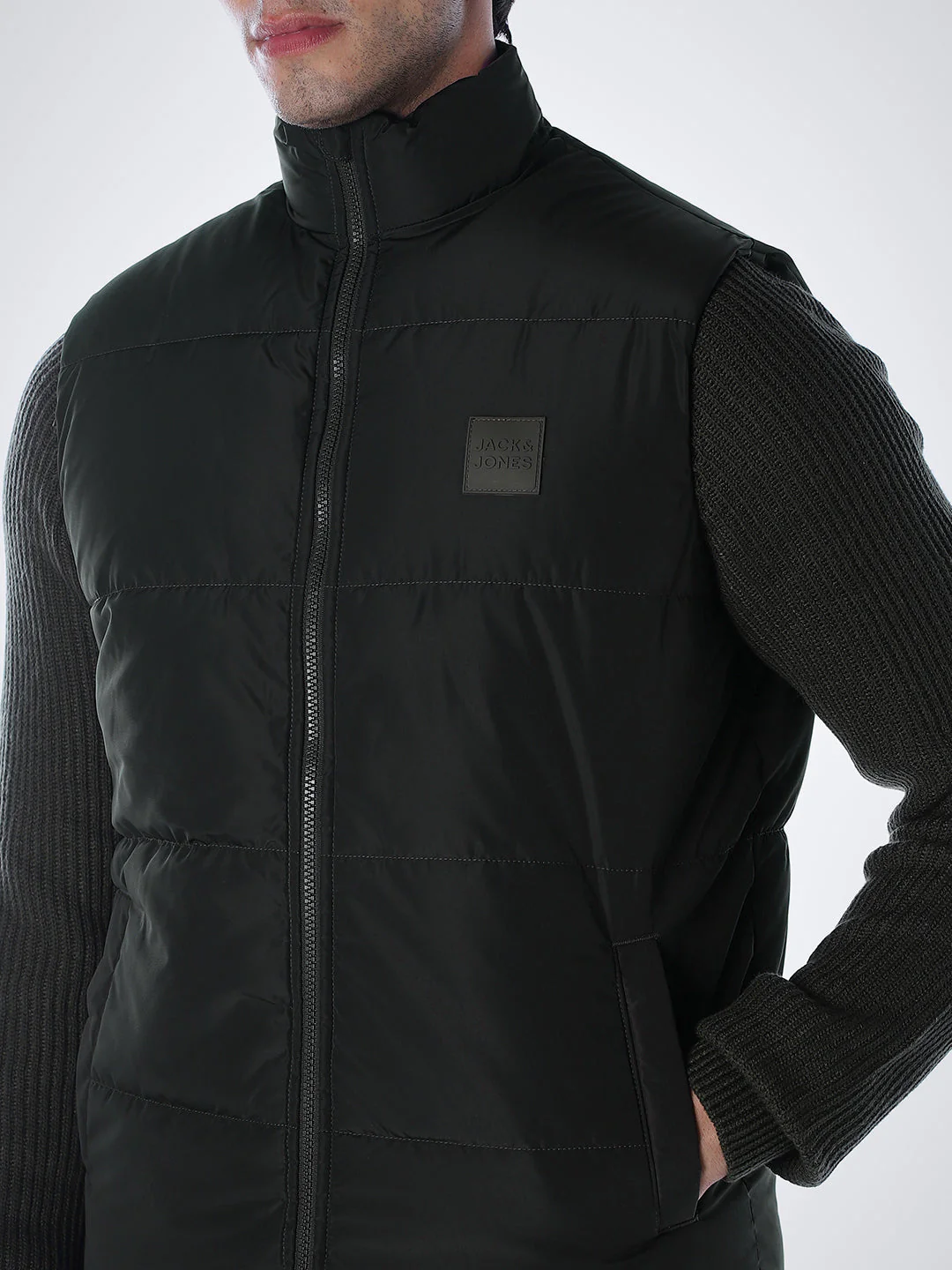 Sleeveless Puffer Vest - Image 6