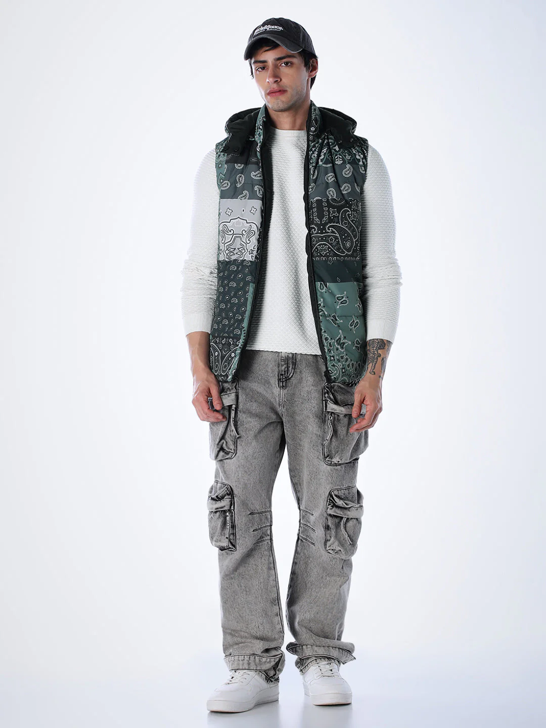 Bandana Print Reversible Hooded Jacket - Image 8