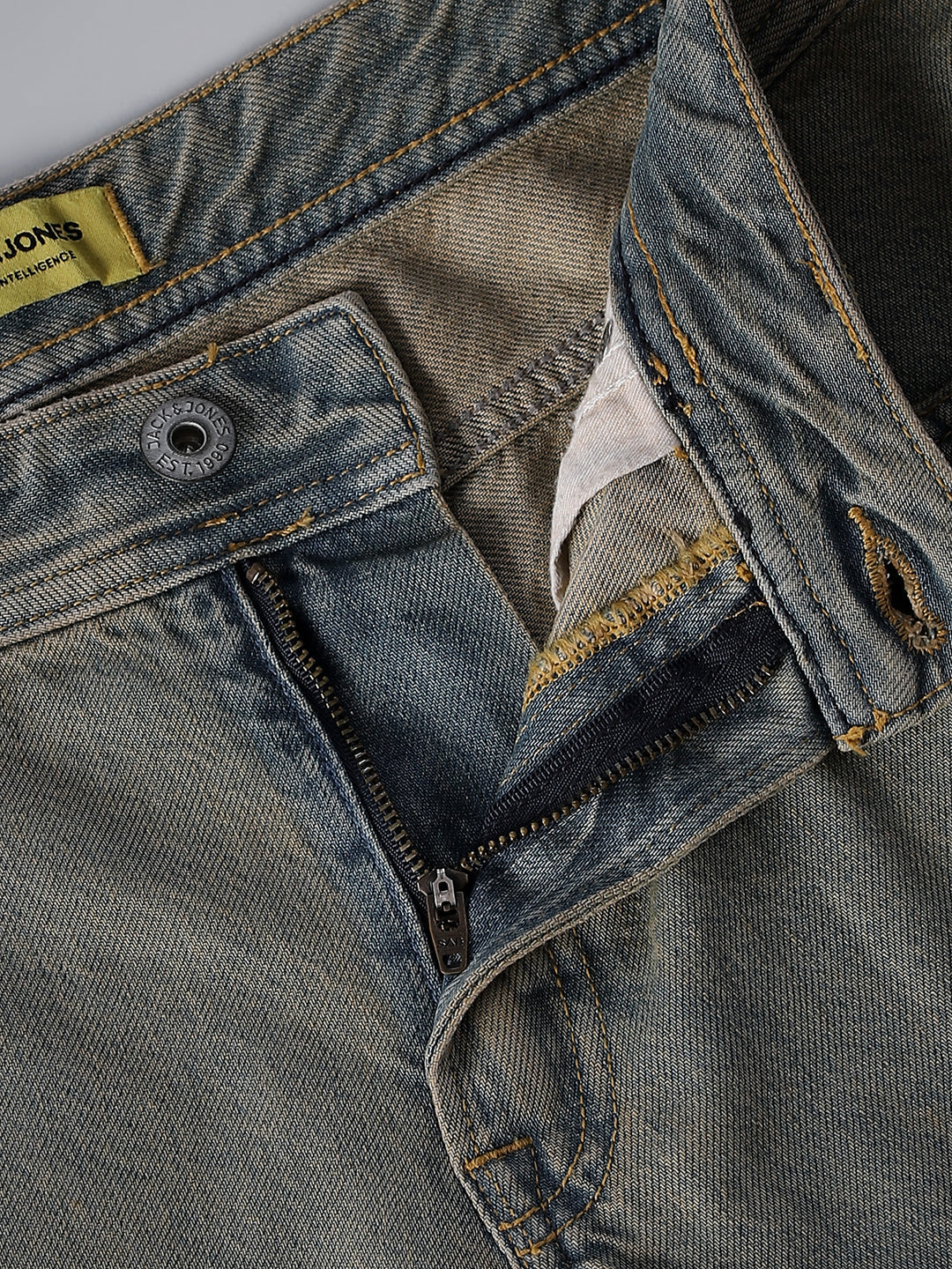 5 Pocket WASHED Clark Regular Fit Jeans - Image 5
