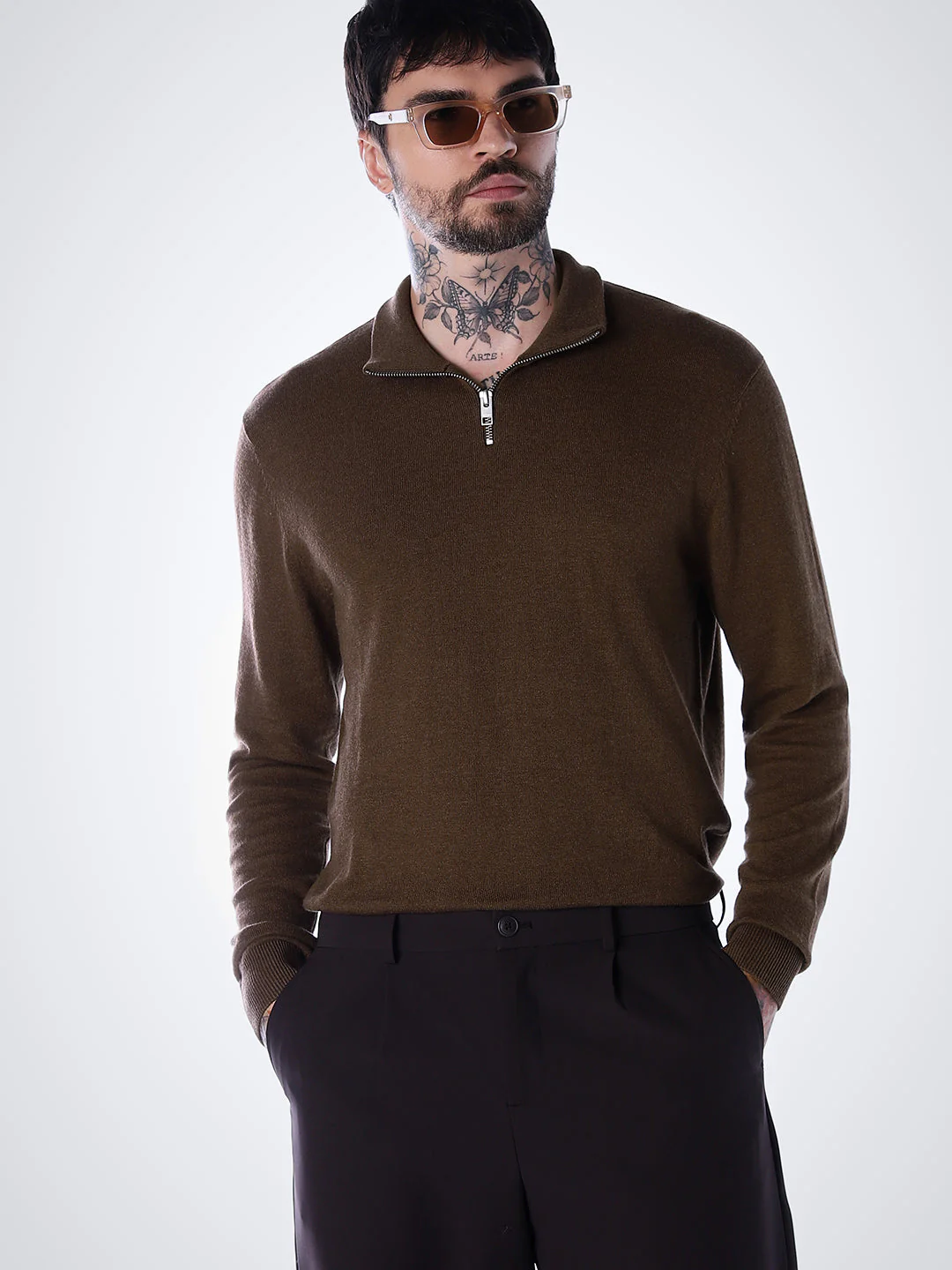 Zip High Neck T-shirt - Dark Brown