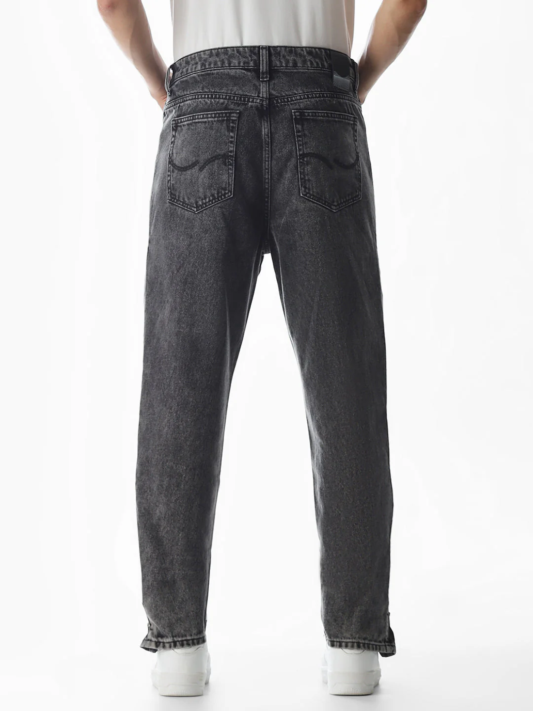 Black High Rise Dario Loose Fit Jeans - Image 4