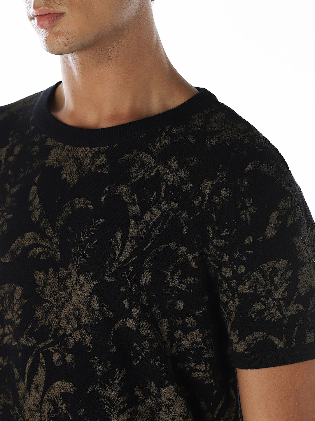 Printed Knit Crew Neck T-shirt - Image 5