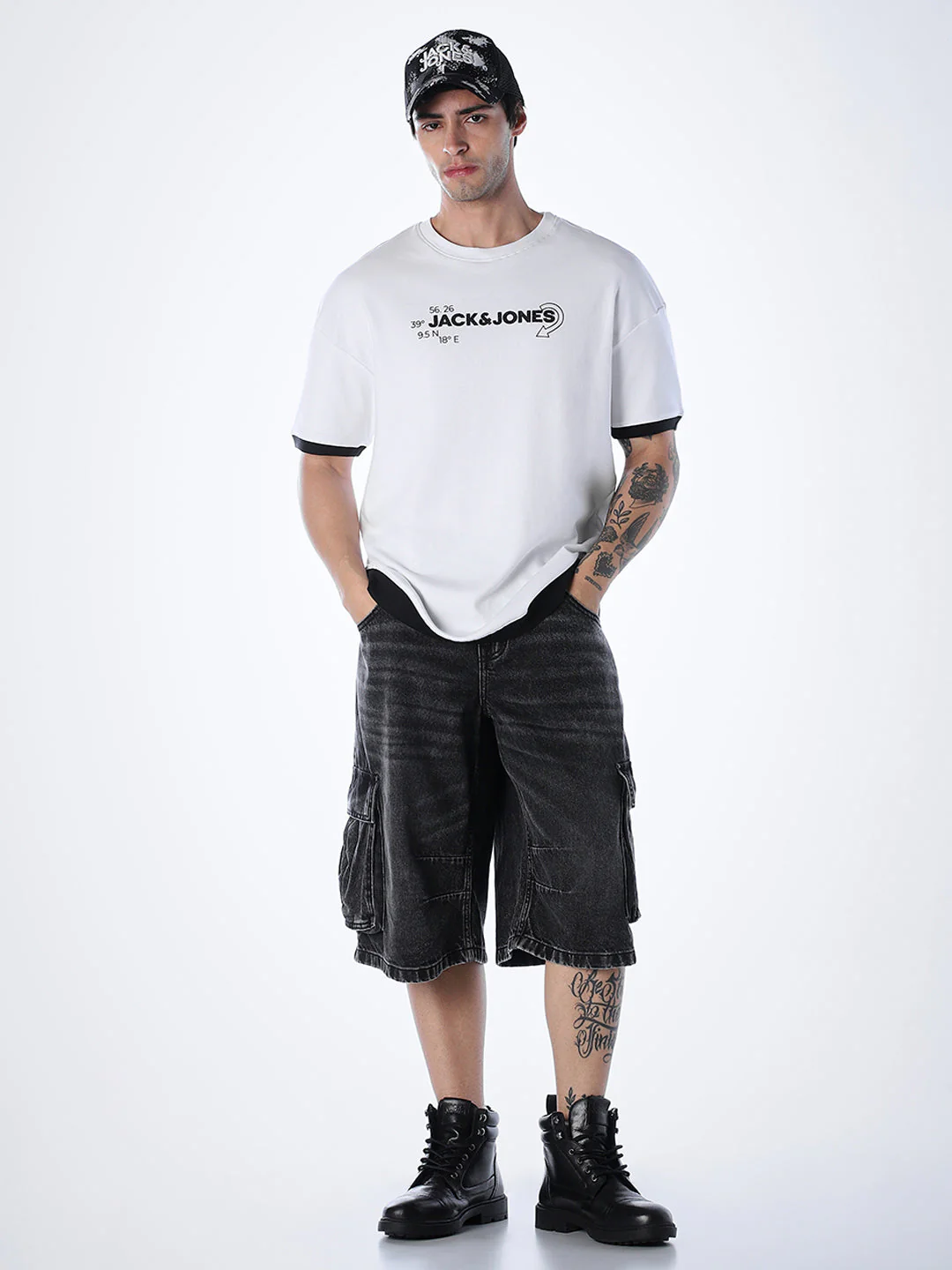 Printed Oversized T-shirt - White - Image 6