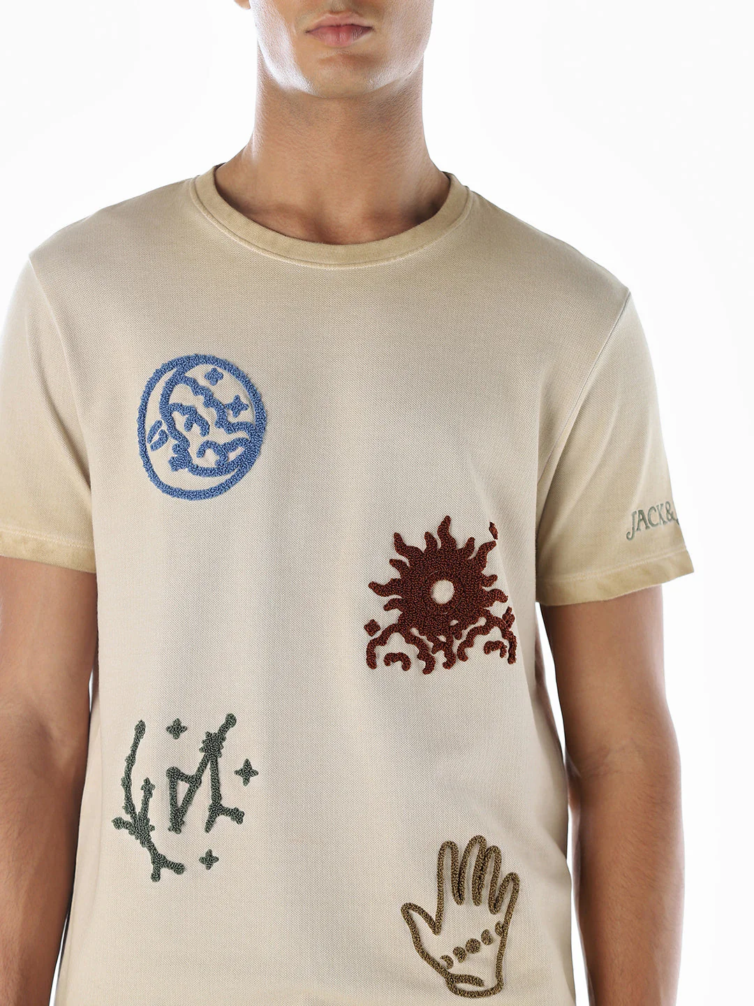 Embroidered Crew Neck T-shirt - Image 6