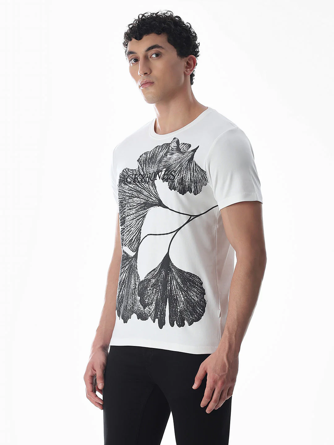 White Embroidered Print T-Shirt - Image 3