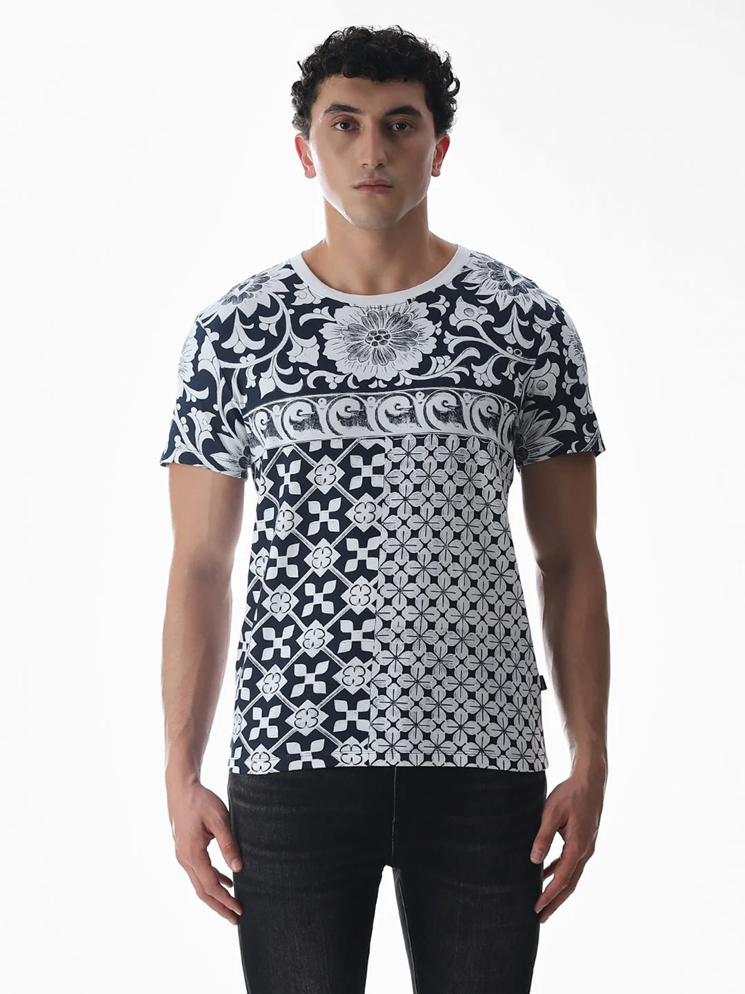Navy Blue Printed Cotton T-shirt - Image 8
