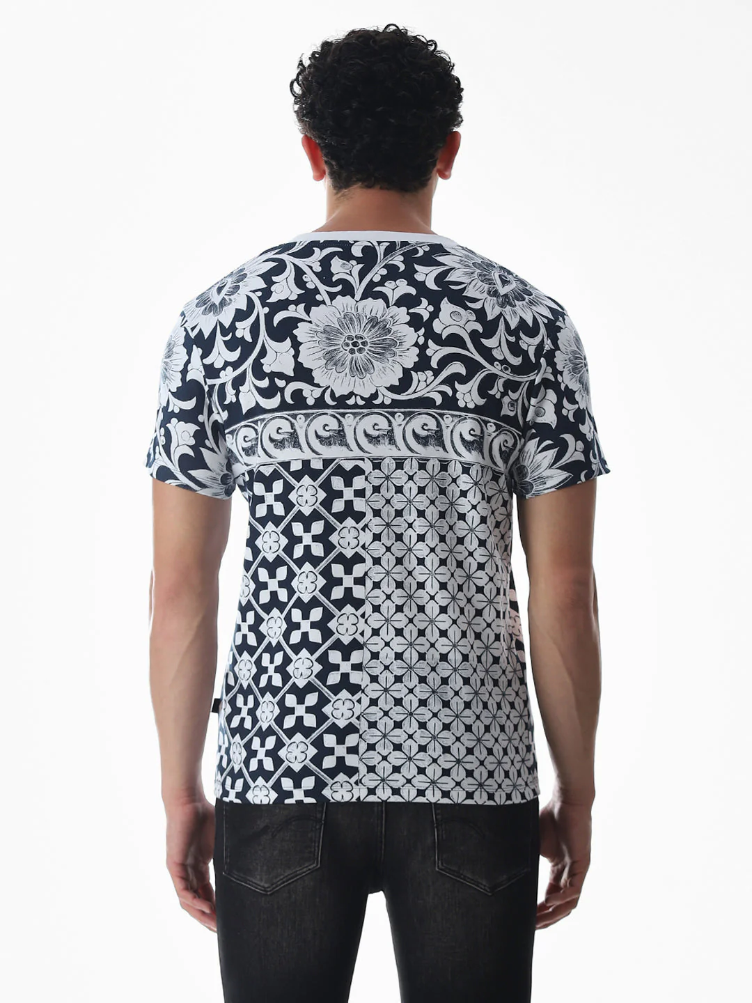 Navy Blue Printed Cotton T-shirt - Image 9
