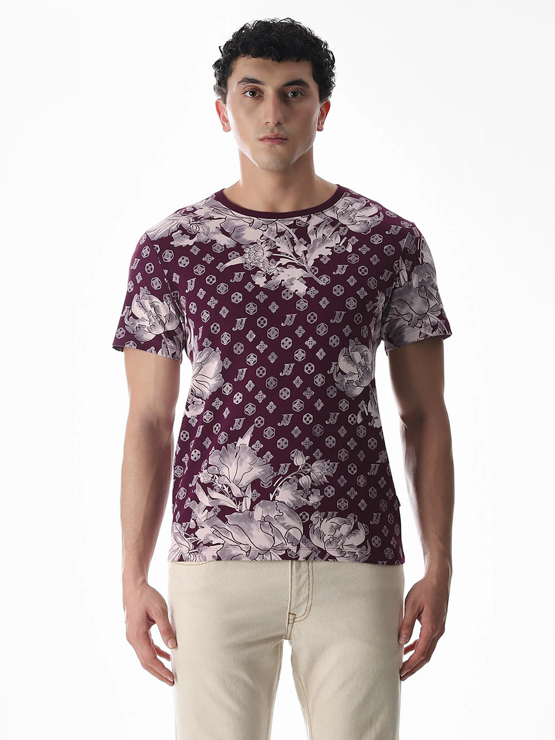 Wine Abstract Print T-shirt - Image 8