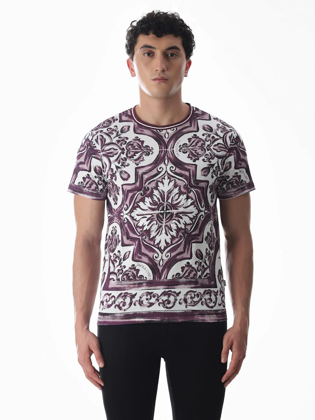 White Abstract Print T-shirt - Image 8
