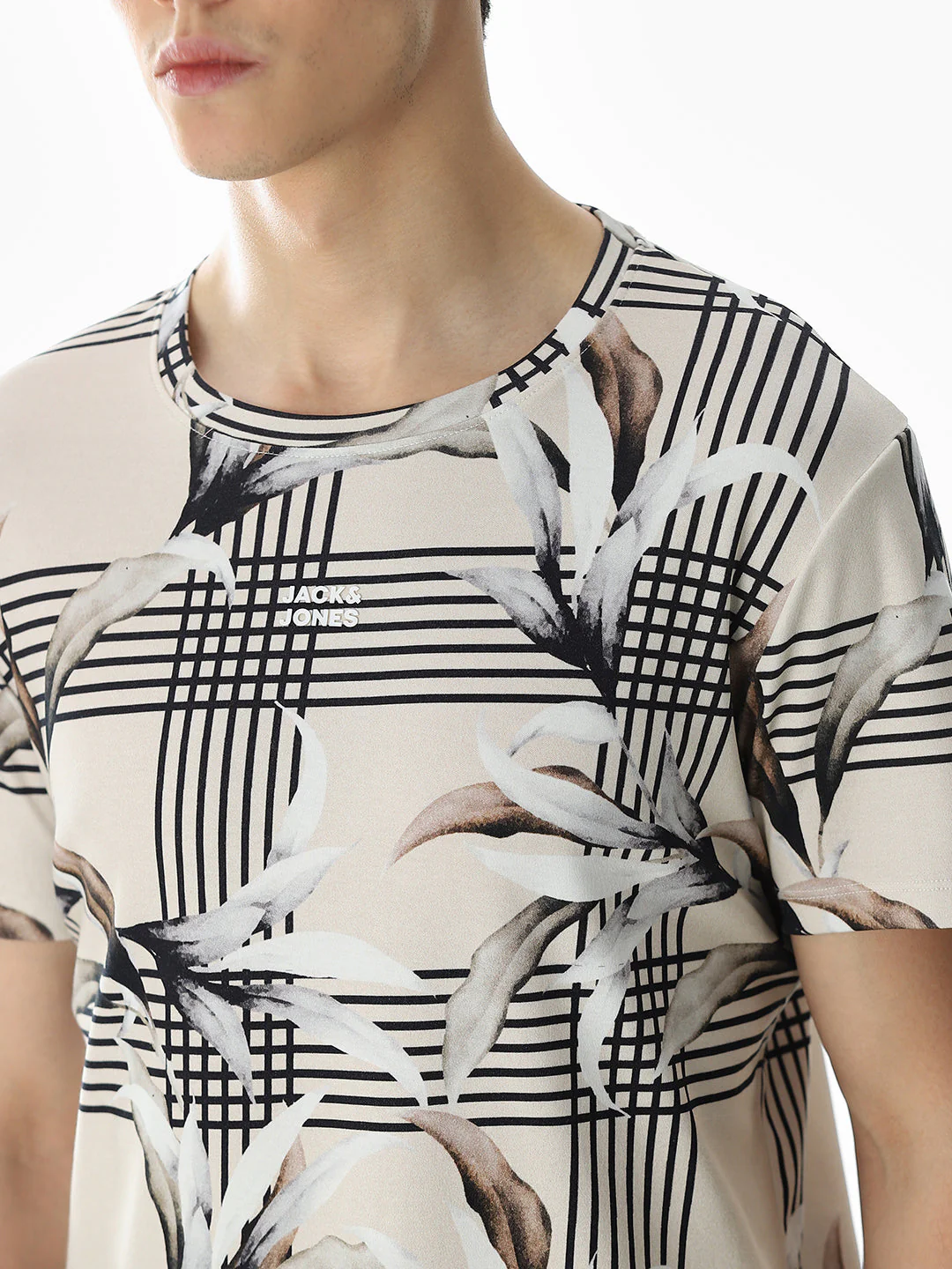 Printed Crew Neck T-shirt - Image 5