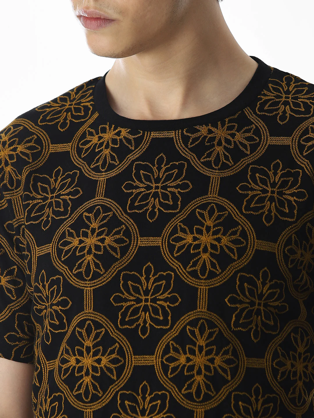 Black Embroidered Cotton T-shirt - Image 5
