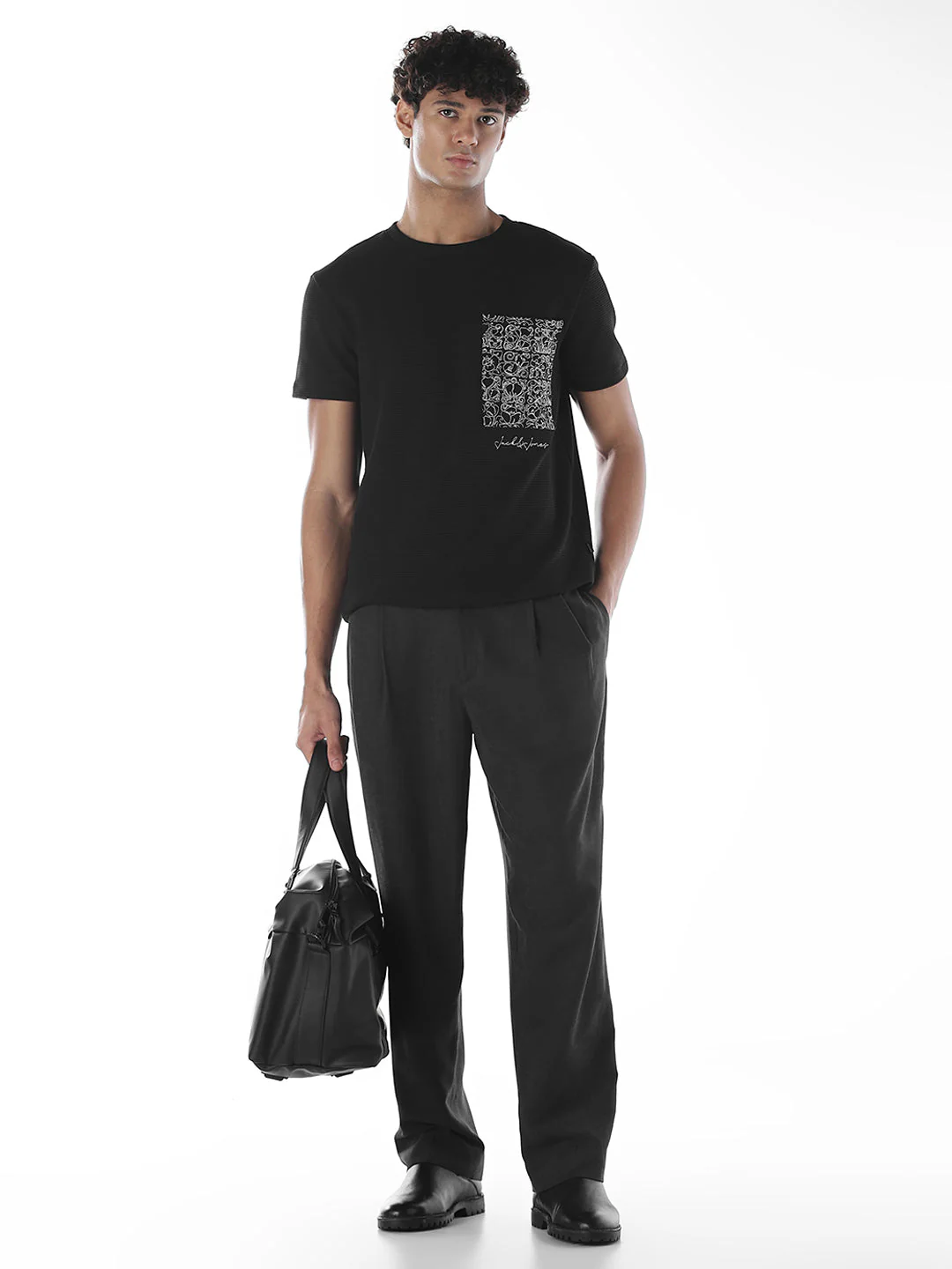 Chest Pocket Crew Neck T-shirt - Image 6