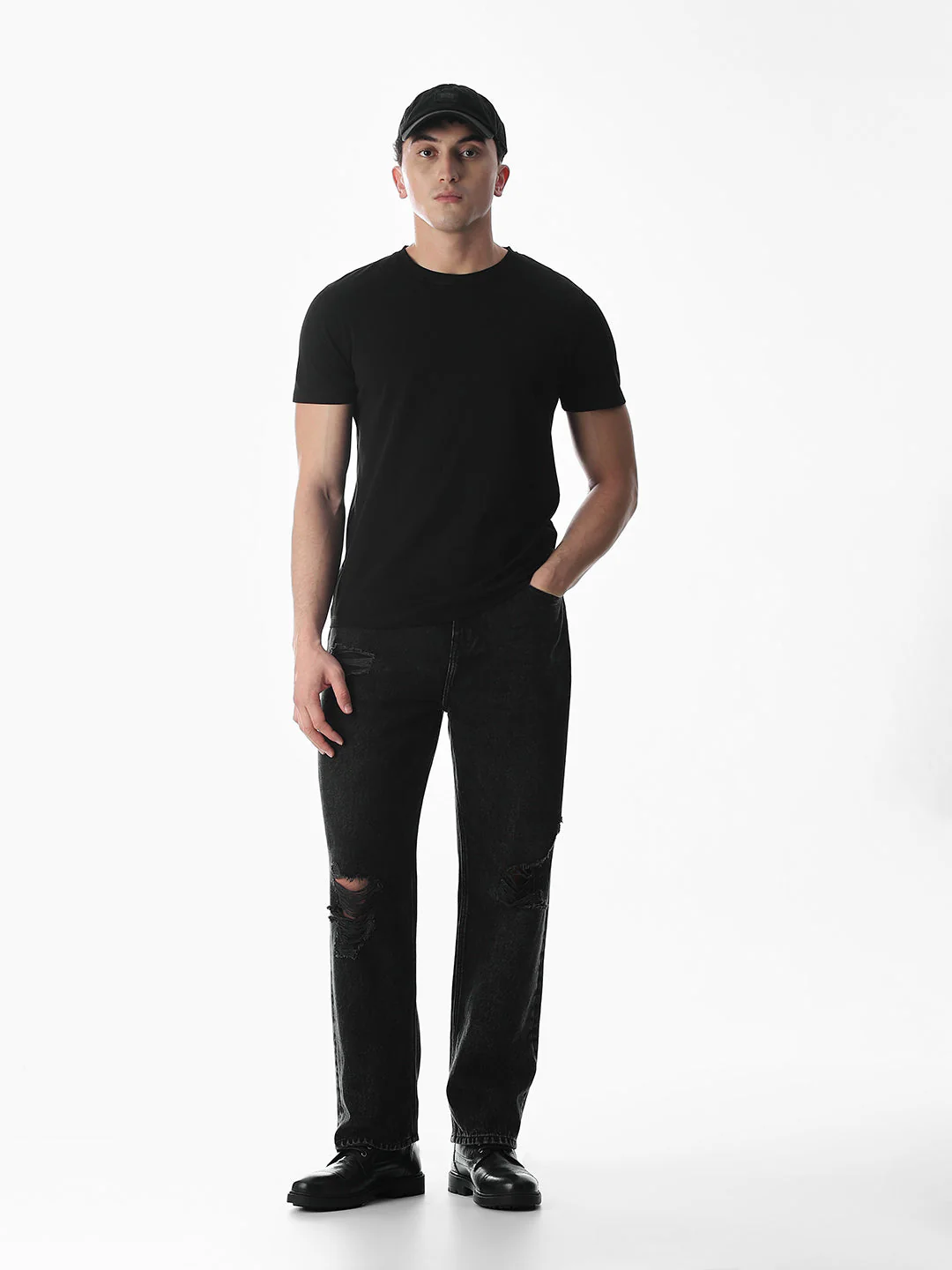 Classic Black Cotton T-shirt - Image 6