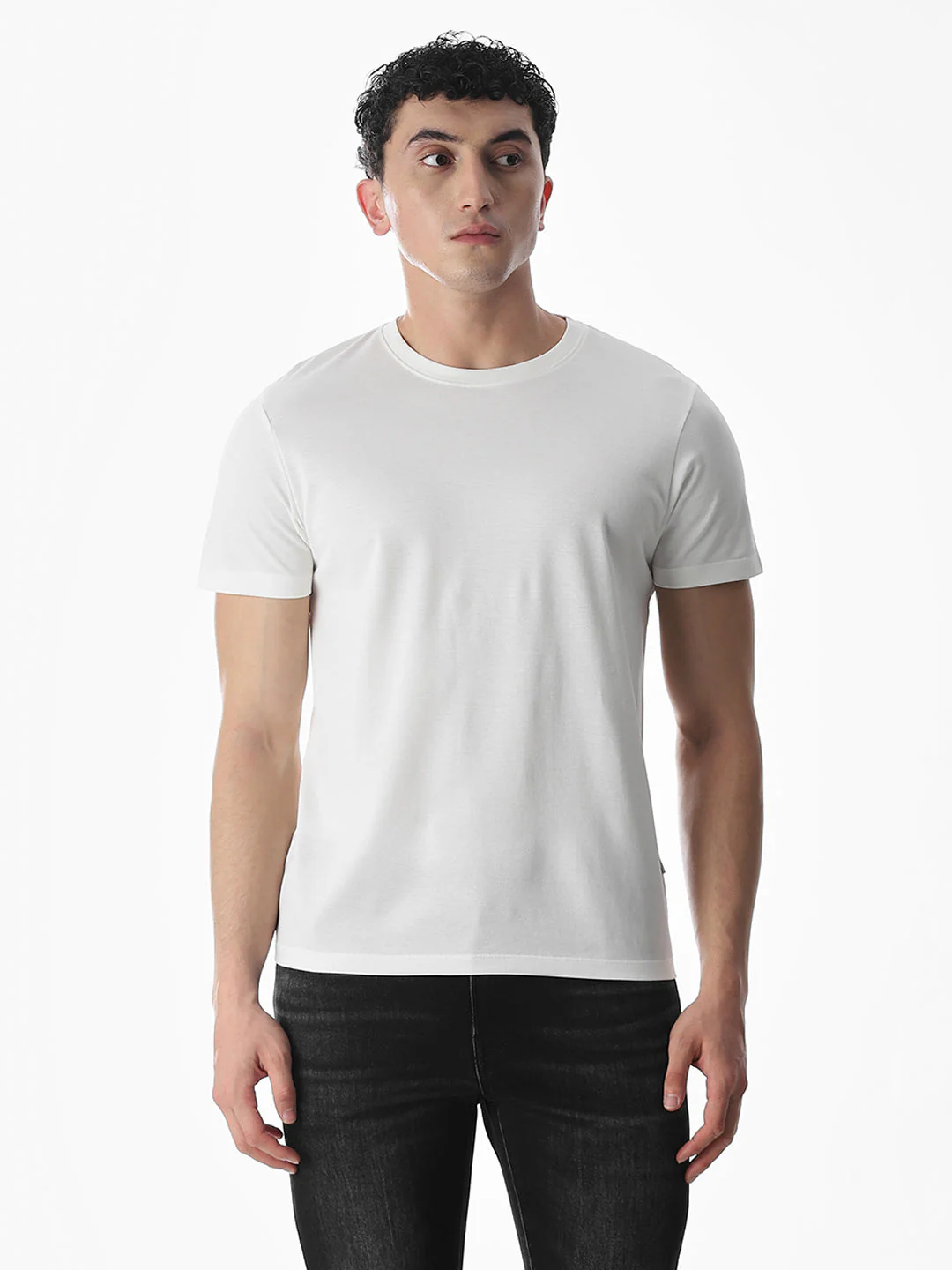 Classic White Cotton T-shirt - Image 2