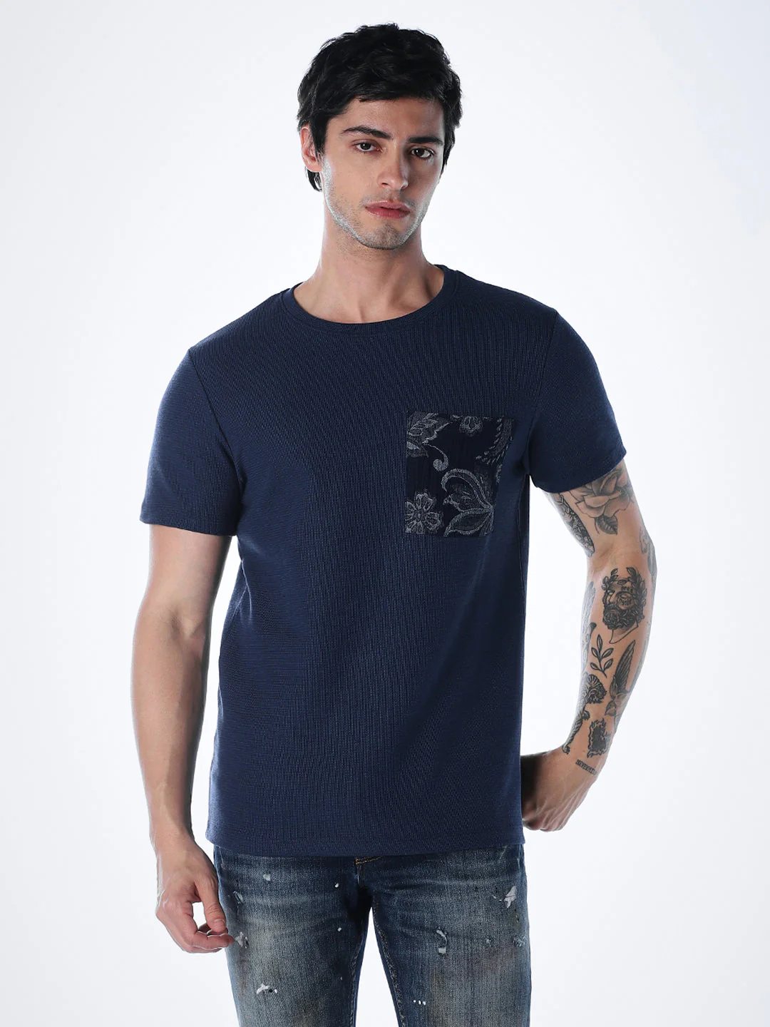 Jacquard Print Pocket T-shirt - Image 2