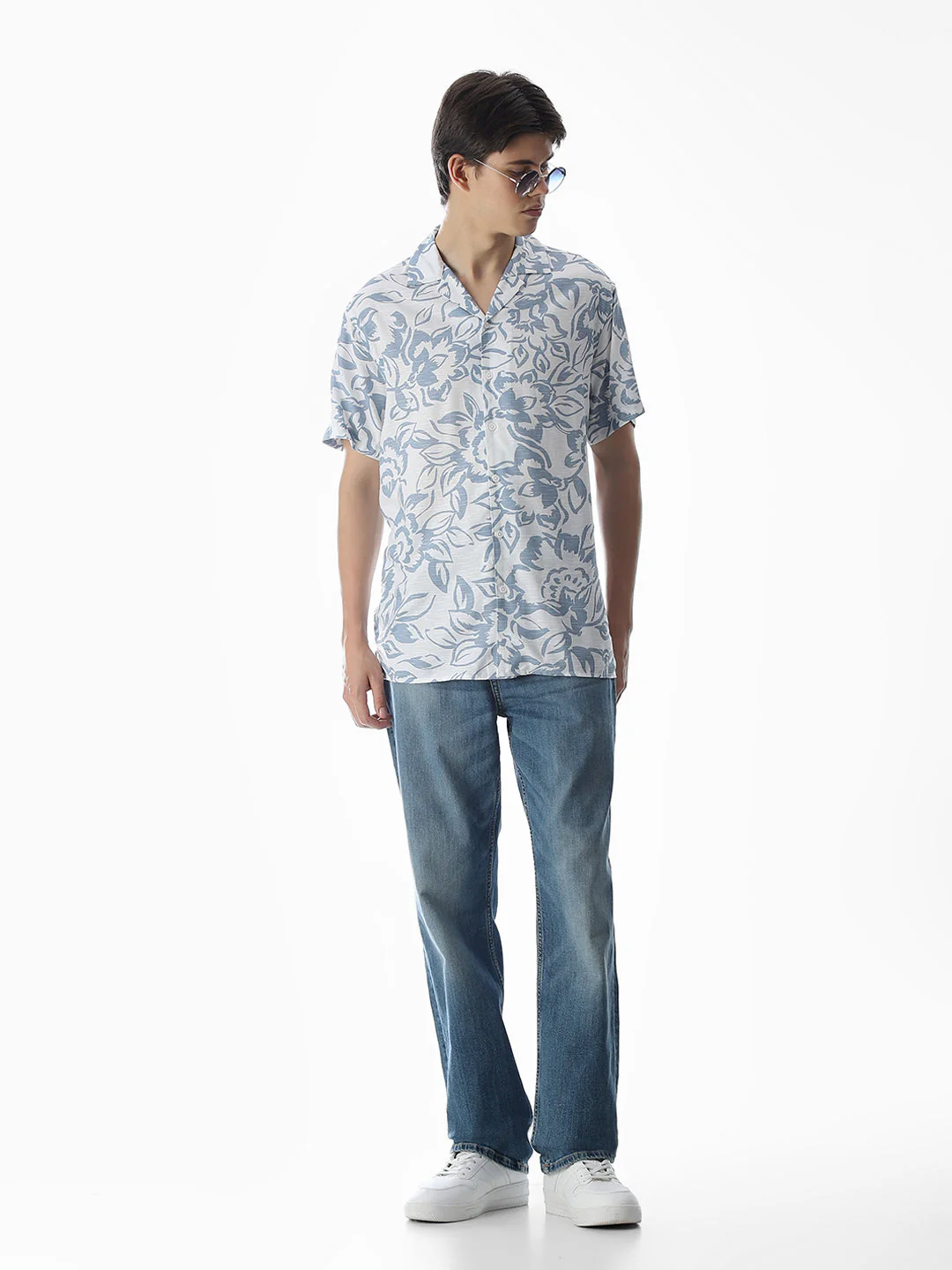 White Printed Comfort Fit Shirt - Image 6
