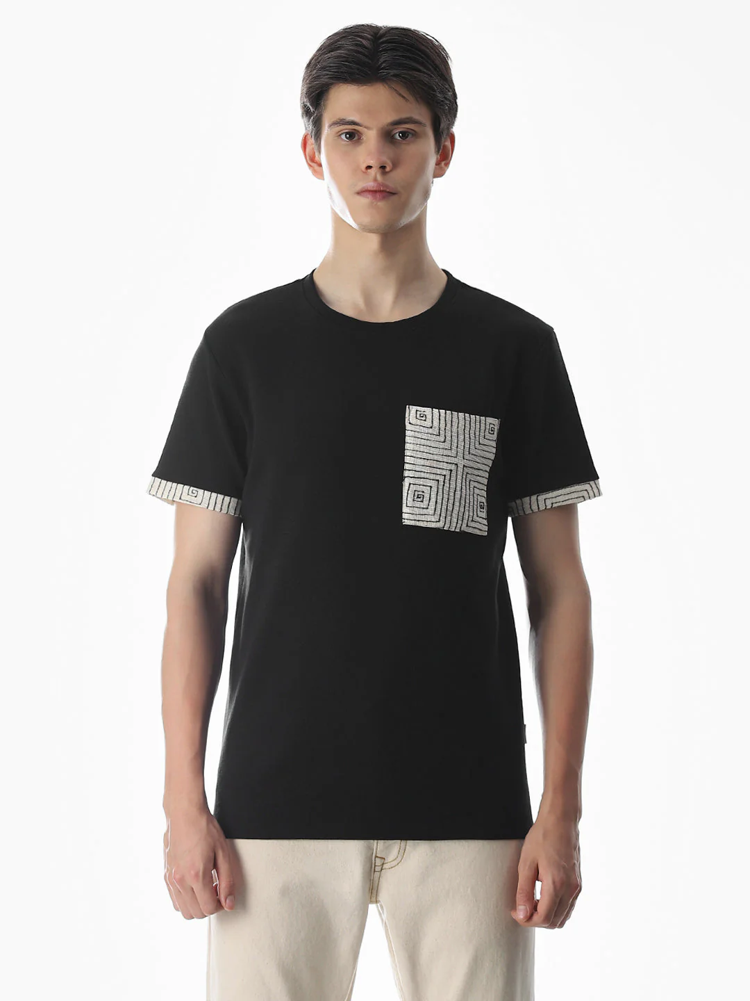 Black Embroidered T-shirt - Image 7
