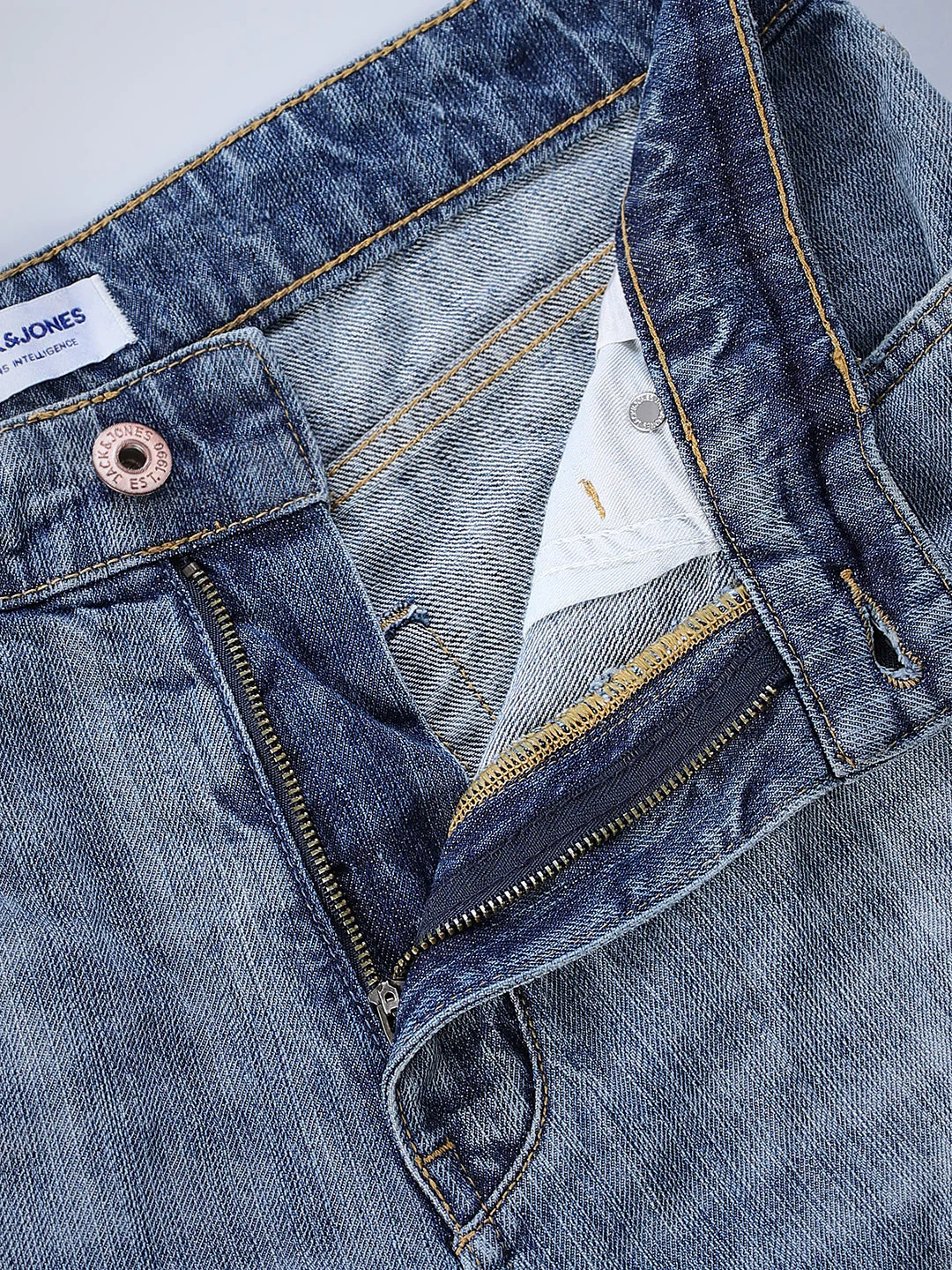 5 Pocket Distressed Dario Loose Fit Jeans - Image 5