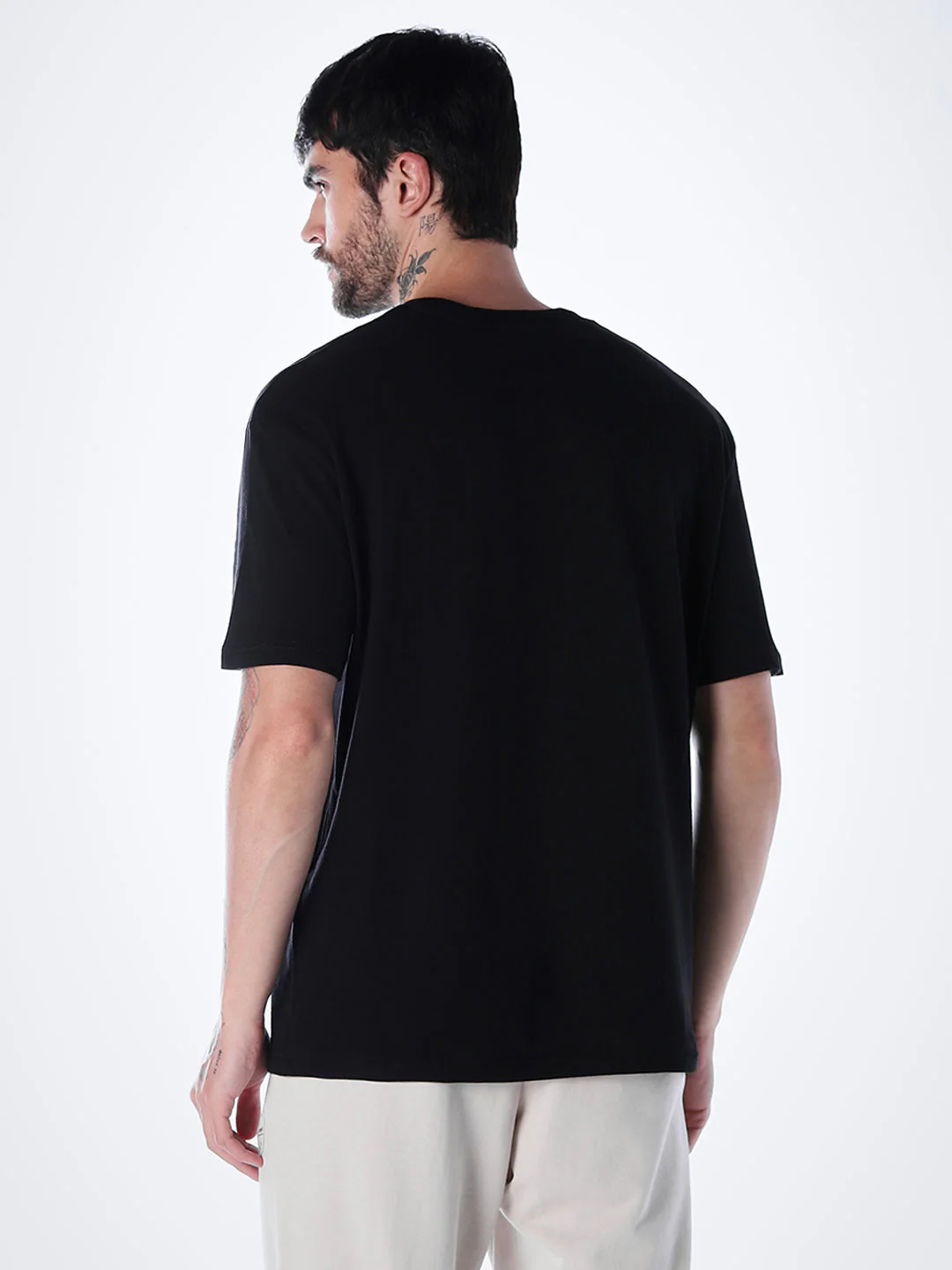 Classic Twill Crew Neck T-shirt - Black - Image 4