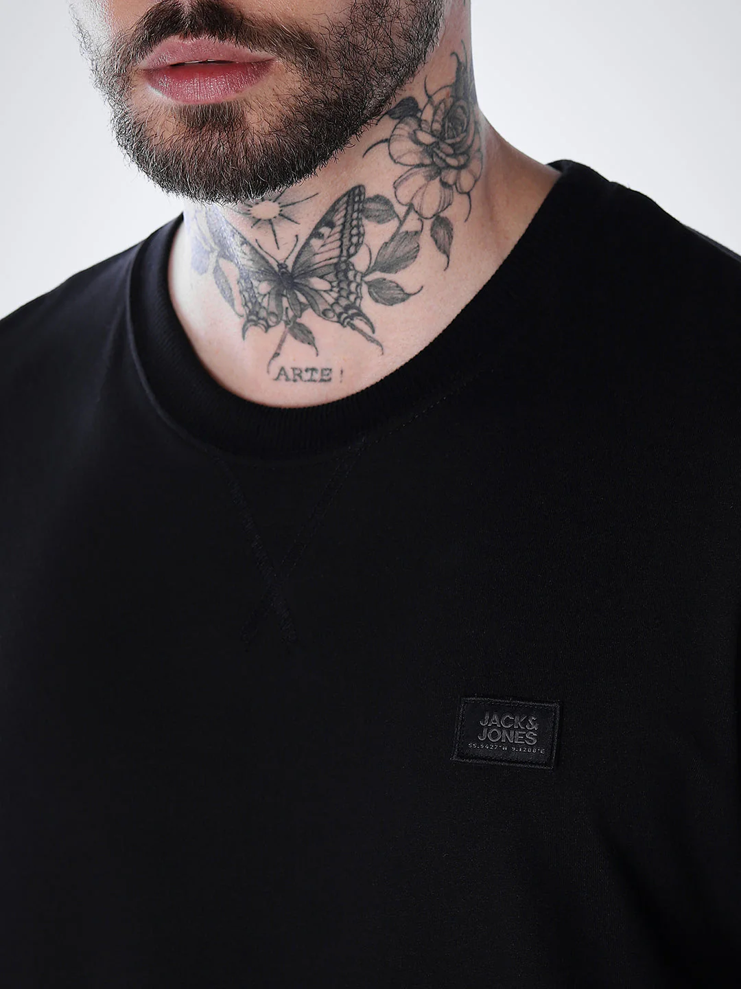 Classic Twill Crew Neck T-shirt - Black - Image 5