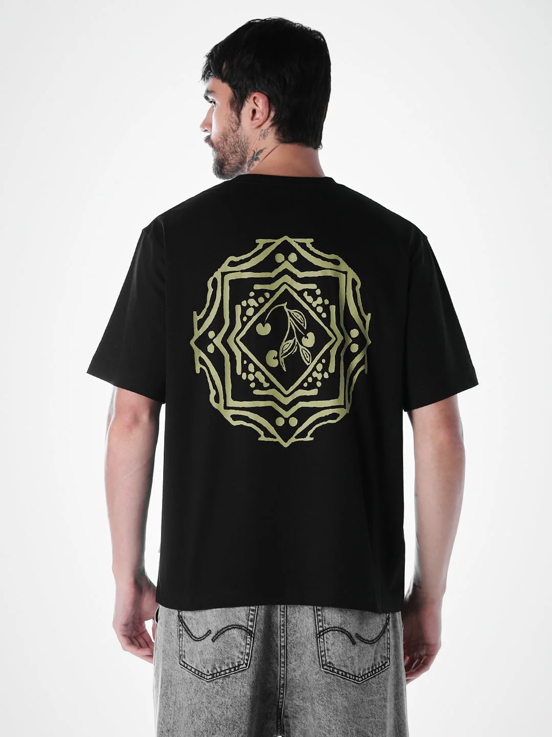 Back Print Regular Fit T-shirt - Image 4