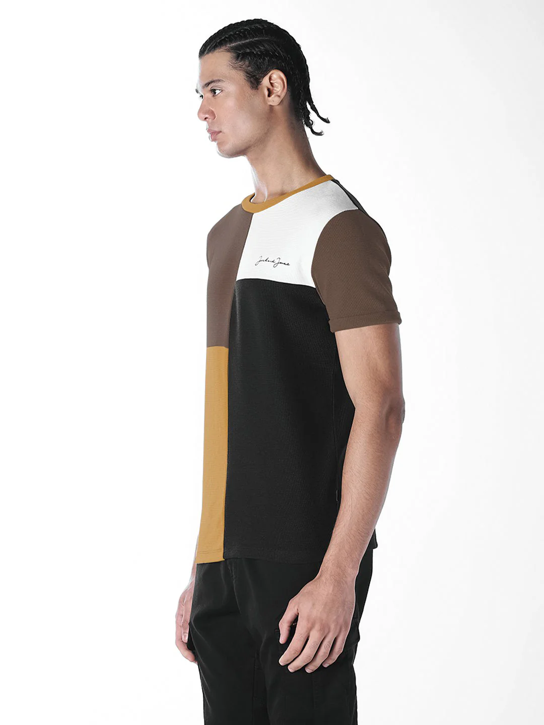 Colourblocked Crew Neck T-shirt - Image 3