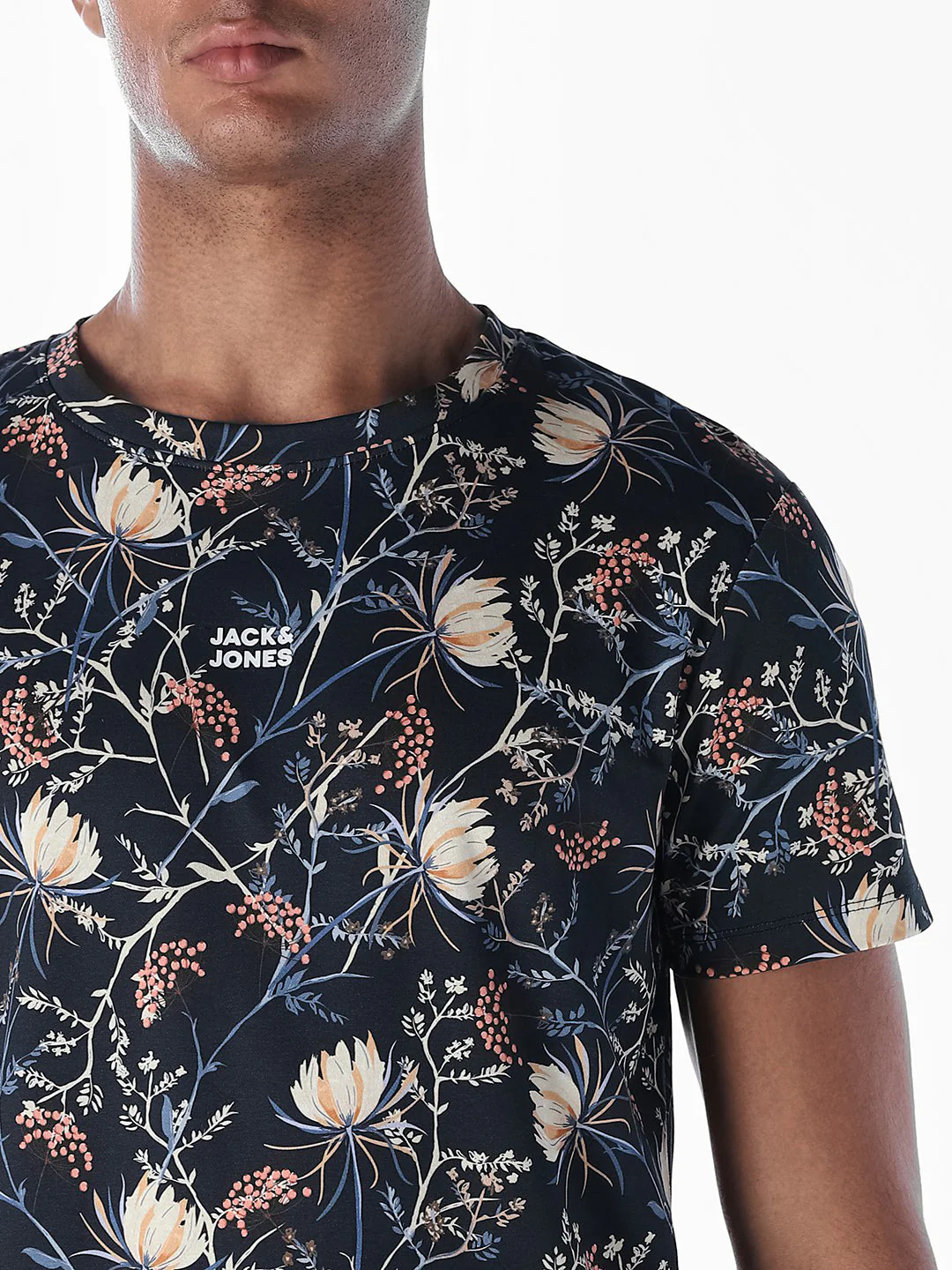 Printed Crew Neck T-shirt - Black - Image 5