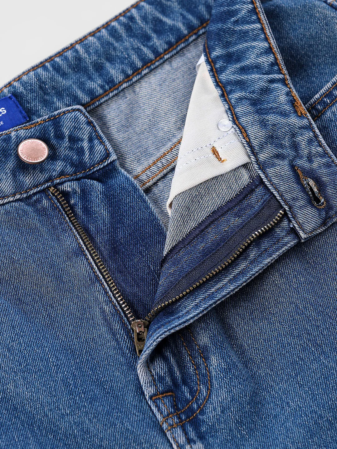 High Rise 5 Pocket Dario Loose Fit Jeans - Image 5