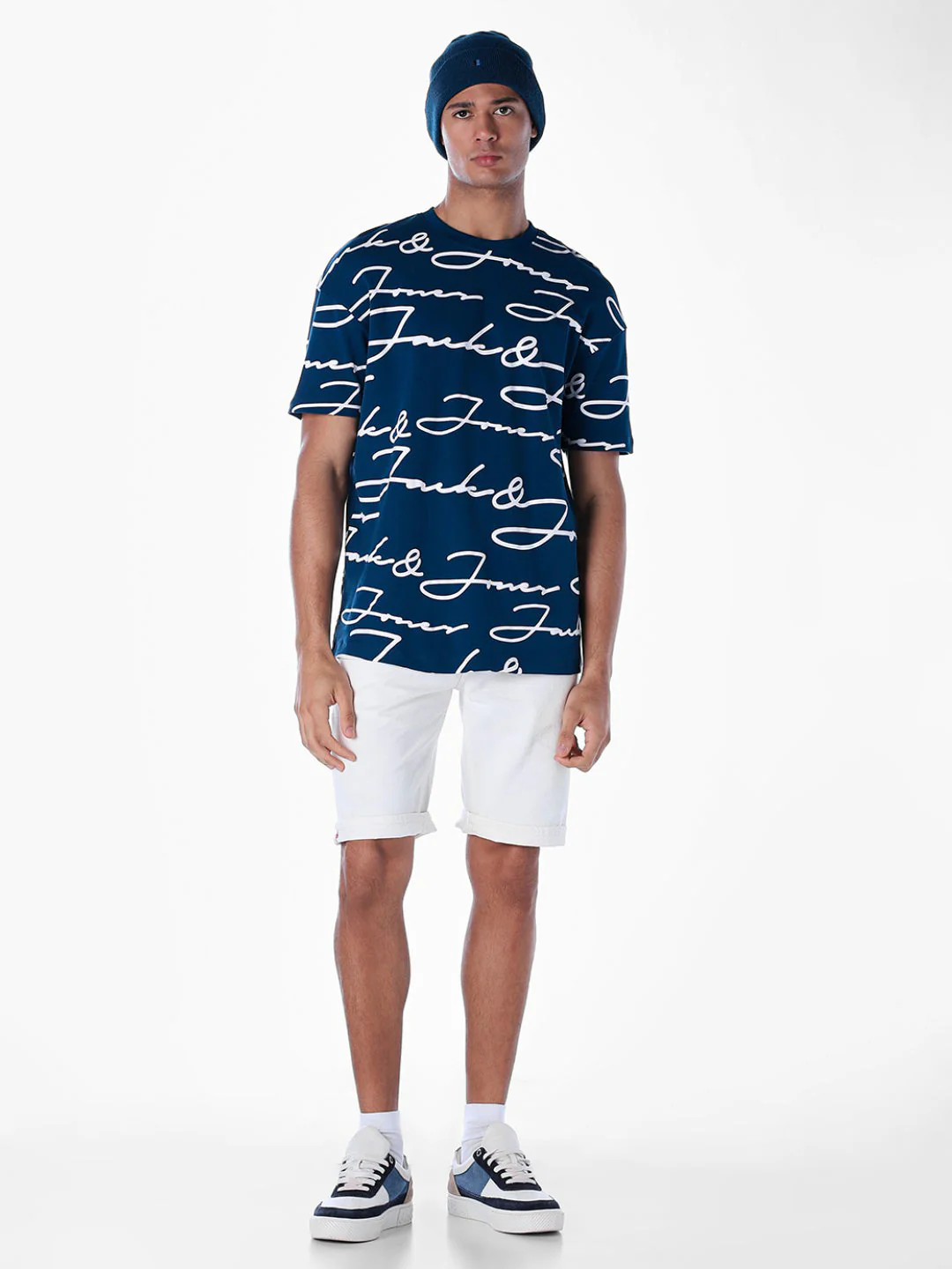 White 5 Pocket Denim Shorts - Image 6