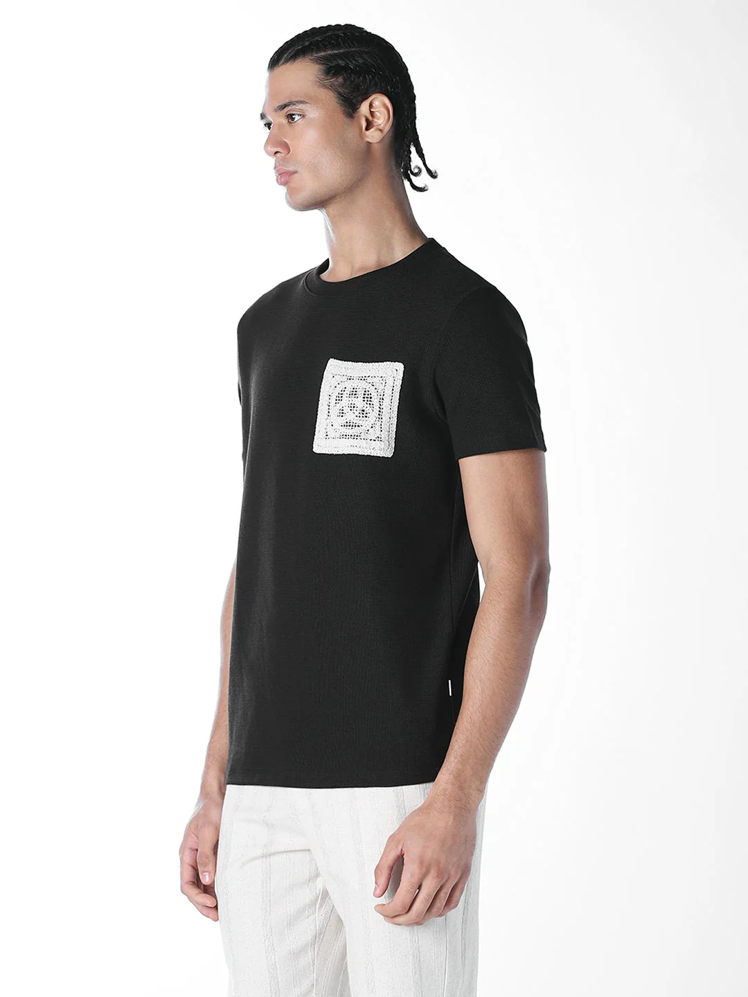 Crochet Pocket Crew Neck T-shirt - Image 3