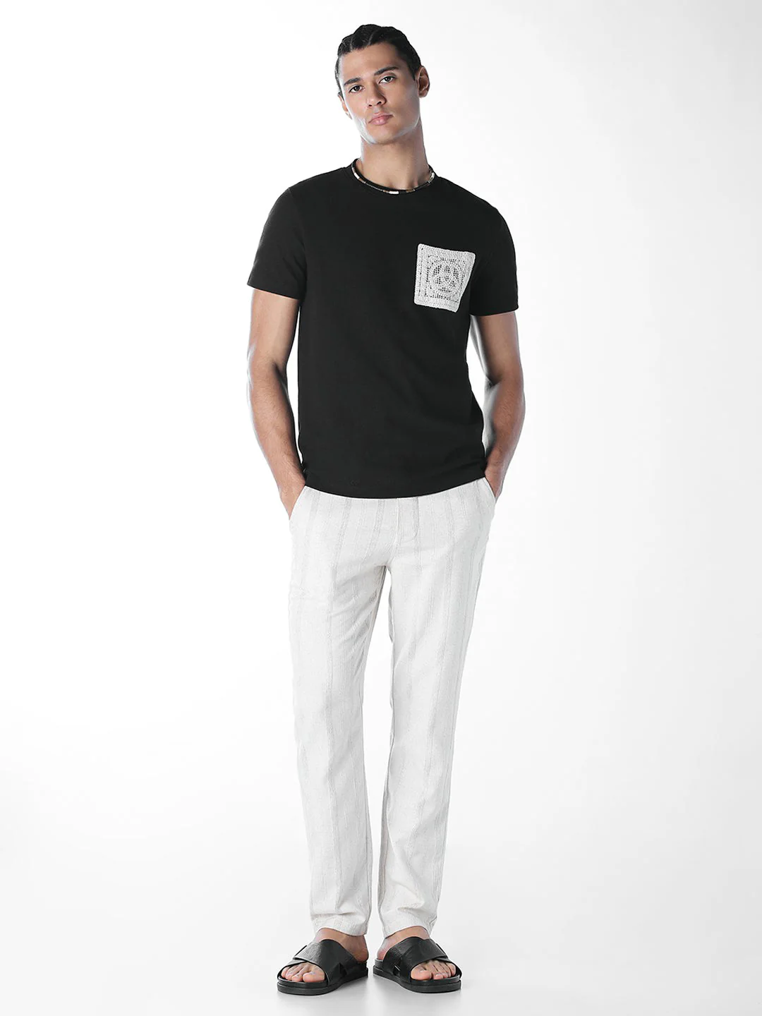 Crochet Pocket Crew Neck T-shirt - Image 6