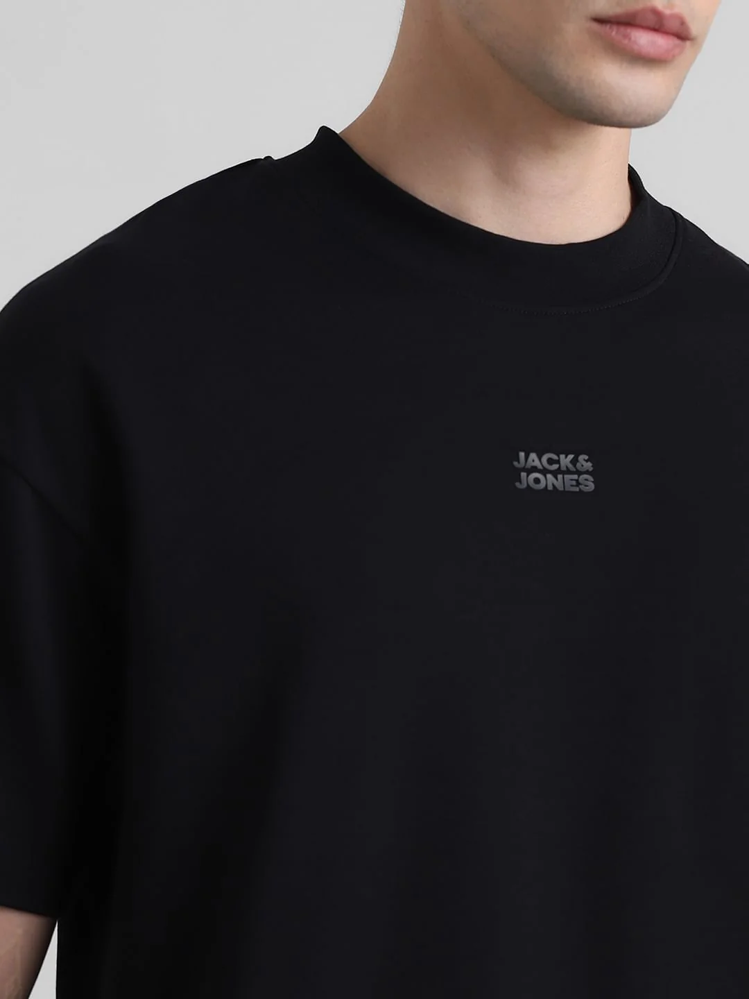 Tenovia Black Knitted Oversized T-shirt (Copy) - Image 5